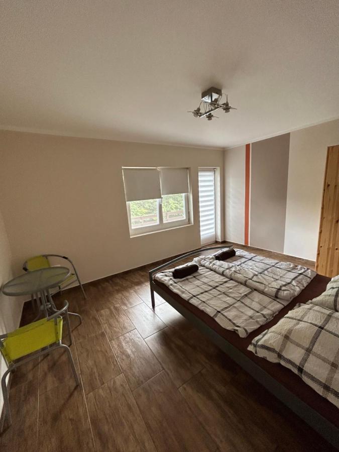 Babzsi Nyaralo Villa Vonyarcvashegy Exteriör bild
